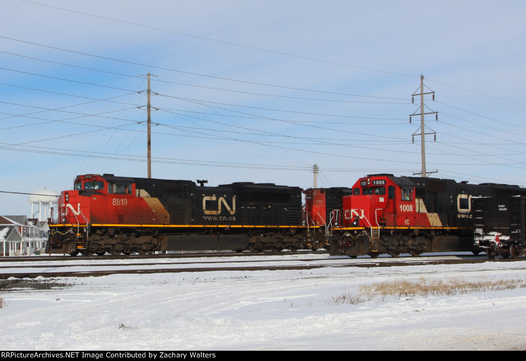 CN 8819 IC 1008